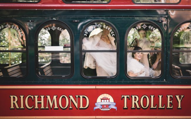 richmond-va-country-club-of-virginia-wedding-trolley